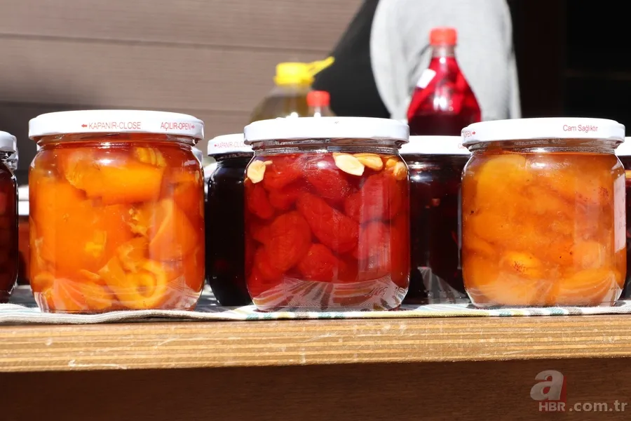 Deprem hayatını yıktı, reçel kavanozlarıyla yeniden hayata döndü! 4