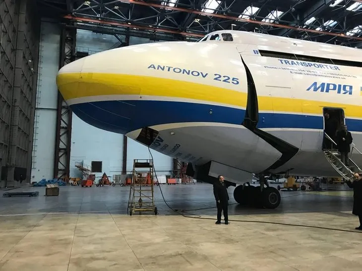 Ukrayna’ya ait dünyanın en büyük uçağı Antonov An-225’in son görüntüsü ortaya çıktı! Rus ordusunun vurduğu iddia edilmişti