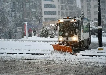 Sivas'ta 68 köy yolu ulaşıma kapandı