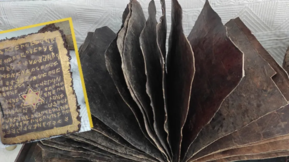 Edirne’de yapılan operasyonda altın işlemeli Tevrat ele geçirildi