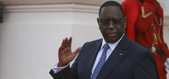 Senegal Cumhurbaşkanı Macky Sall, corona virüs şüphesiyle karantinaya alındı