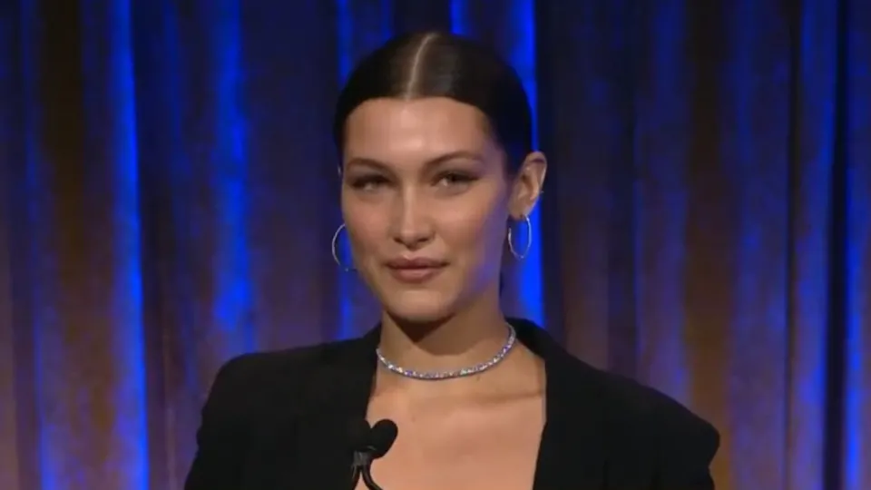 Instagram’dan Bella Hadid’e Filistin sansürü