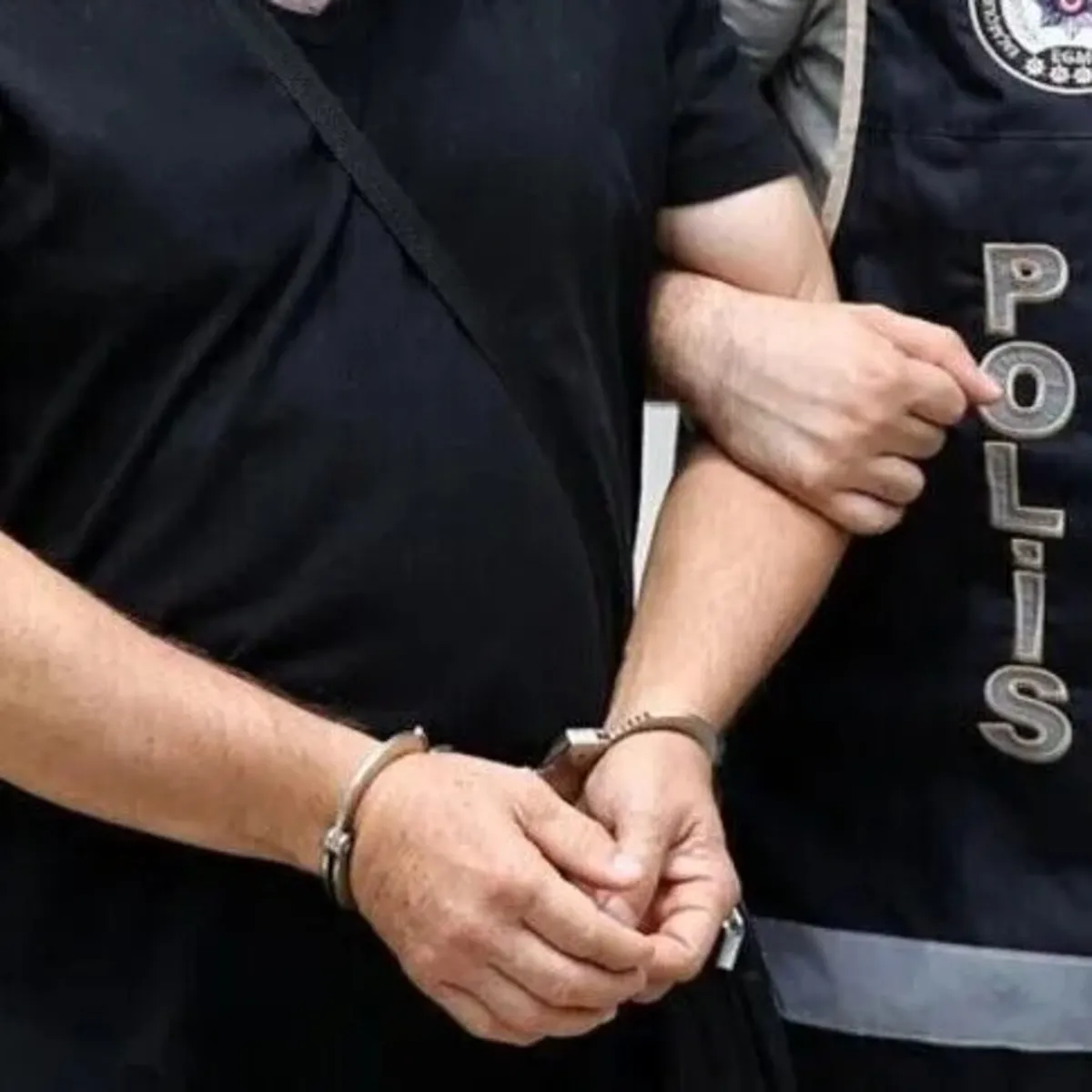 Firari FETÖ'cüye saklandığı adreste operasyon!