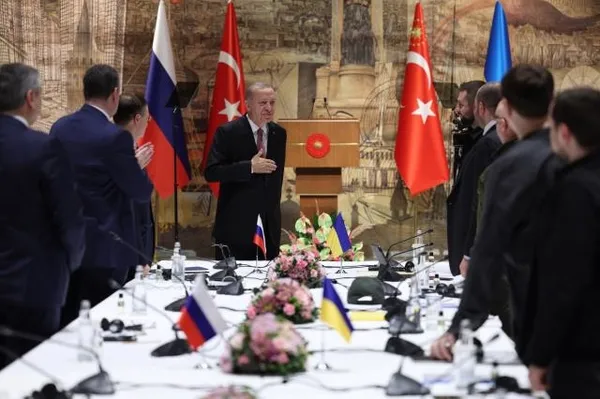 1674076941233.jpg ABD'den flaş Türkiye açıklaması! ABD Dışişleri Bakanlığı Sözcüsü Ned Price: "Yapıcı olan NATO müttefikimize minnettarız" - 2