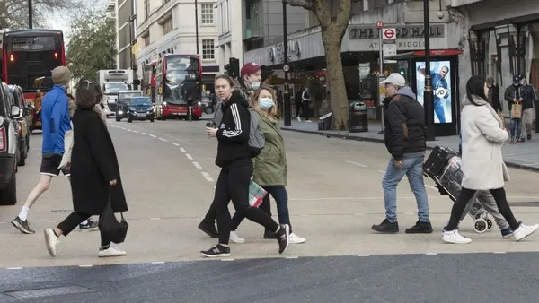 ingilterede-tuketici-guveni-48-yilin-dibinde-1663912539188.jpg İngiltere'de tüketici güveni 48 yılın dibinde