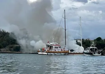 Fethiye'de yelkenli teknede çıkan yangın söndürüldü! Büyük çaplı hasar