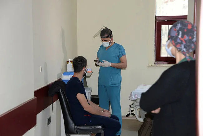 Koronavirüs aşısında öncelikli meslek grupları belli oldu - 8