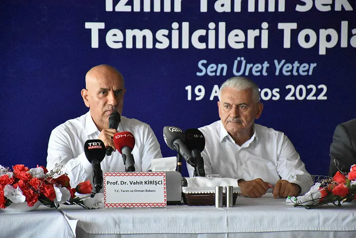 Çiftçiler mazot, gübre ve yem desteğinden nasıl yararlanacak? Tarım ve Orman Bakanı Vahit Kirişci açıkladı