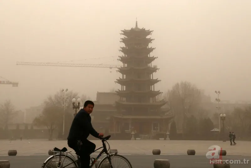 Çin'i kum fırtınası vurdu 5