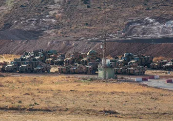 Silopi'ye tank sevkiyatı