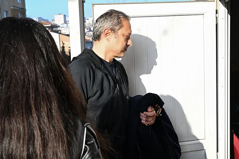 unlulere-uyusturucu-sorusturmasinda-yeni-dalga-supheliler-adliyeye-sevk-edildi-1774513467215.jpg Galatasaray Eski Başkanı Burak Elmas (AA)