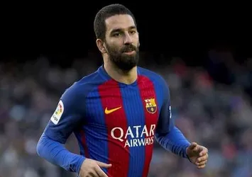 Barcelona'da Arda Turan depremi