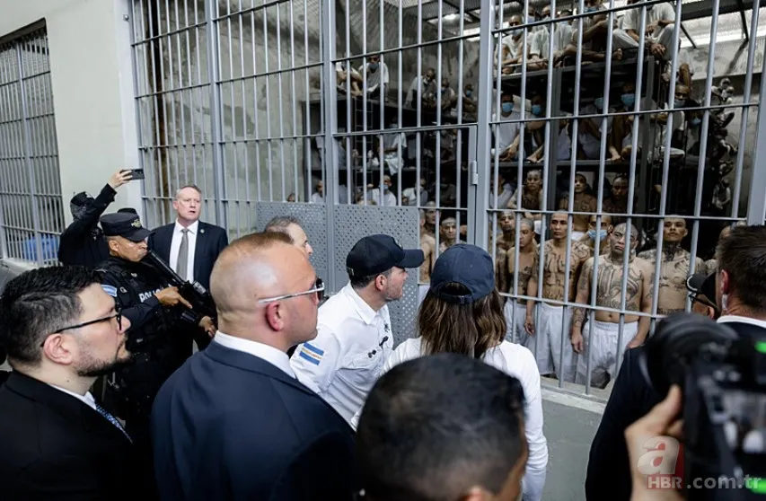 ABD'nin Güvenlik Bakanı Noem kendini koruyamadı! Restoranda çantasını çaldırdı 6