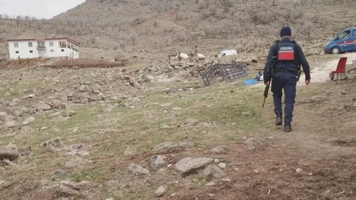 Diyarbakır'da iki aile arasında çıkan kavgada 1'i ağır 5 kişi yaralandı