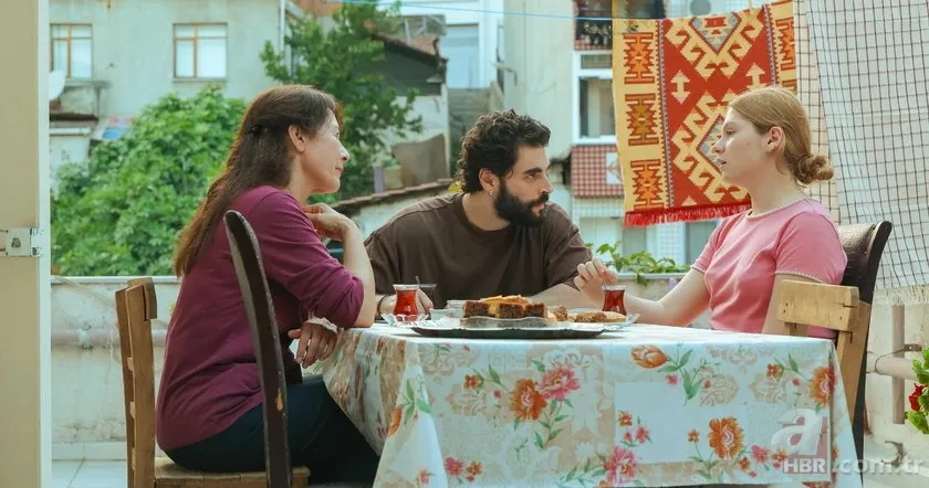 11 EYLÜL ÇARŞAMBA TV YAYIN AKIŞI: Bu akşam televizyonda hangi diziler ve programlar var? 4