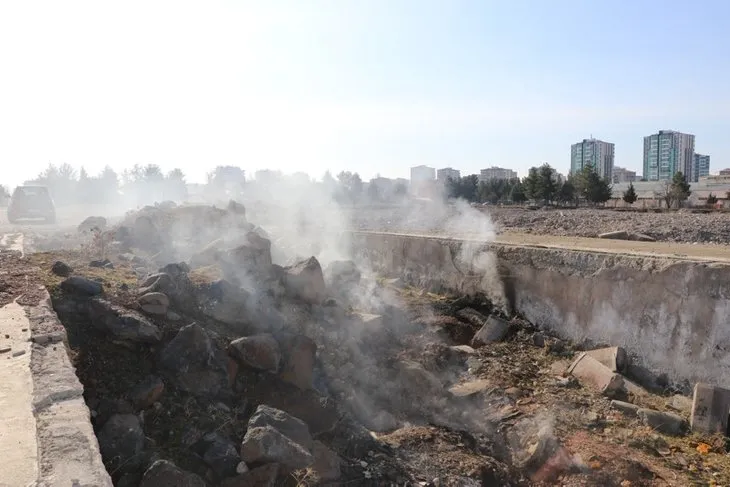 Diyarbakır’da yerin altından çıkan duman 18 gündür tütüyor! Kahramanmaraş merkezli deprem sonrası ortaya çıktı