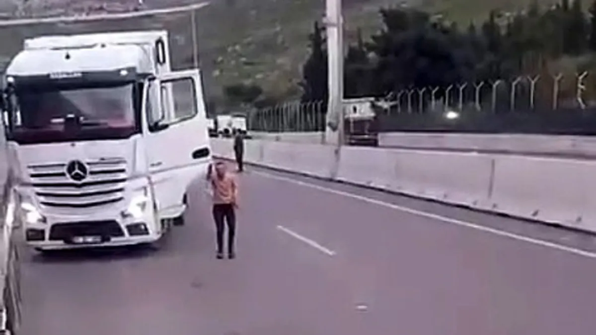 Tırcı "aynama vurdun" deyip meslektaşına demir sopayla saldırdı