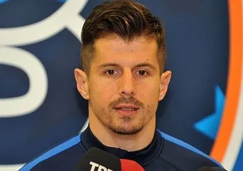 Belözoğlu'ndan Ünder ve Çalhanoğlu'na destek