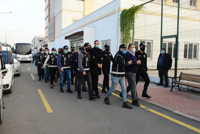 CHP’li Ceyhan Belediyesi’ndeki rüşvet skandalının detayları ortaya çıktı! İmara aykırı 100 projeden 300 milyonluk vurgun