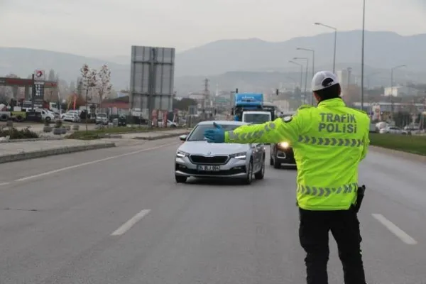 vakalarin-iki-kat-arttigi-samsunda-flas-cagri-valilikten-vatandaslara-uyari-1615061162298.jpg Vakaların iki kat arttığı Samsun'da flaş çağrı! Valilikten vatandaşlara uyarı - 4