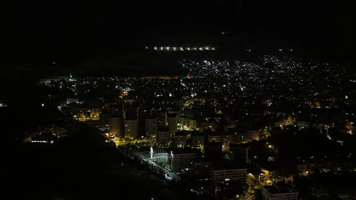 İsrail'den Suriye saldırılarına ilişkin açıklama: 12 savaş uçağıyla hedef aldık