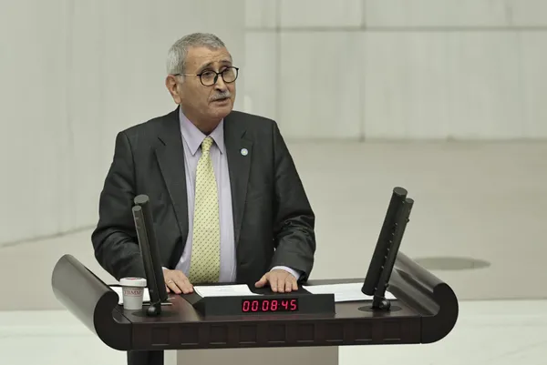 Umudu dolar olan İP’li Durmuş Yılmaz geri adım atmak zorunda kaldı