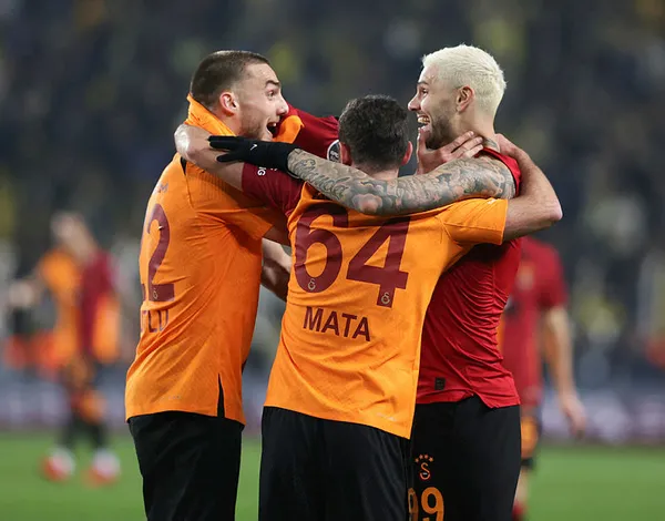 1673724098011.jpg Icardi'den Galatasaray'da kalış sinyali: "Evimde gibi hissediyorum" dedi taraftara övgüler yağdırdı - 2