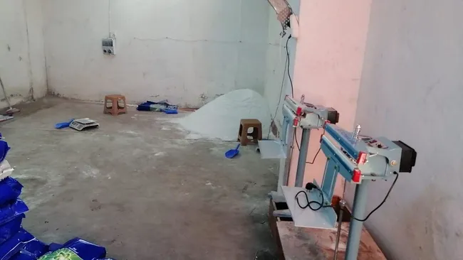 Kaçak deterjan imalathanesine şok baskın! Yüzlerce kilo piyasaya sürülmeden yakalandı - 3