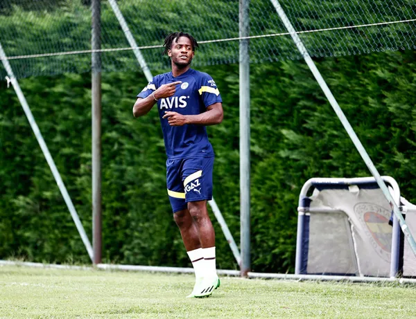 galatasarayin-yeni-transferini-adana-demirspor-baskani-murat-sancak-duyurdu-bitirmisler-1662305946090.jpg Galatasaray'ın yeni transferini Adana Demirspor Başkanı Murat Sancak duyurdu: Bitirmişler - 4