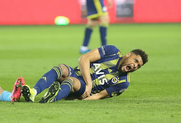 Fenerbahçe'de Simon Falette ile yollar ayrılıyor - 1