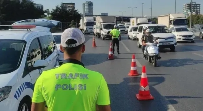 istanbullular-dikkat-uskudar-ve-sislide-yarin-bazi-yollar-trafige-kapatilacak-1715440711839.jpg İstanbullular dikkat: Üsküdar ve Şişli'de yarın bazı yollar trafiğe kapatılacak - 1