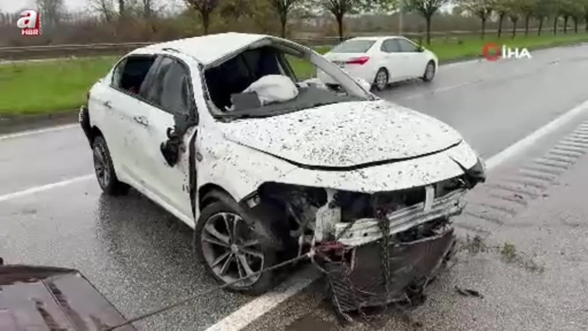 Samsun'da otomobil takla attı: 3 yaralı