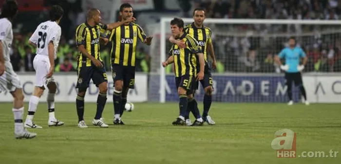 Tekme yumruk kafa ve daha niceleri! İşte Türk futboluna damga vuran futbolcu kavgaları 5