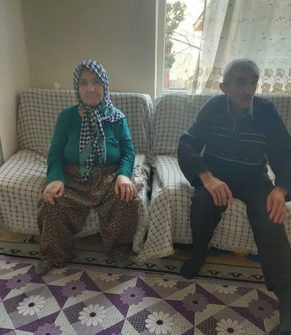 huriye-teyzenin-baskan-erdogan-sevgisi-engel-tanimiyor-o-fotografin-kahramani-konustu-1675079812176.jpg Huriye teyzenin Başkan Erdoğan sevgisi engel tanımıyor! O fotoğrafın kahramanı konuştu - 3
