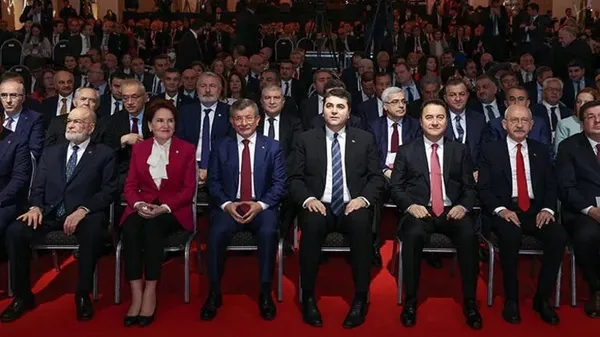 6li-koalisyondaki-catlak-yunan-basininda-erdogana-secim-hediyesi-1678089176820.jpeg 6'lı koalisyondaki çatlak Yunan basınında: Erdoğan'a seçim hediyesi - 1