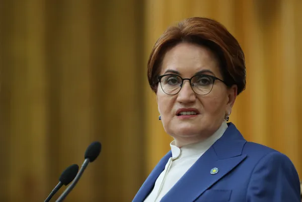 1623386496159.jpg Ekrem İmamoğlu'ndan İYİ Parti'ye ikna kampı! HDP için harekete geçti - 1