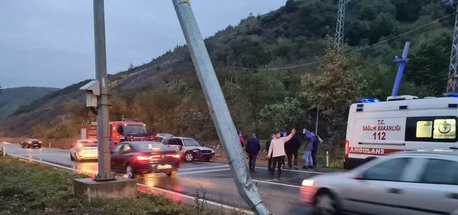 Zonguldak’ta trafik kazası...Cenaze dönüşü kaza yaptılar