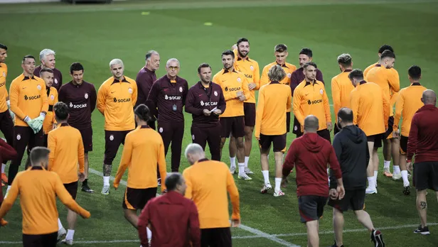 ljubljana-galatasaray-izle-olimpija-ljubljana-gs-maci-canli-anlik-sifresiz-bedava-full-hd-izleme-linki-8-agust-1691505028653.jpg Ljubljana-Galatasaray maçı kaç kaç bitti? Olimpija Ljubljana-GS maç sonucu - 4