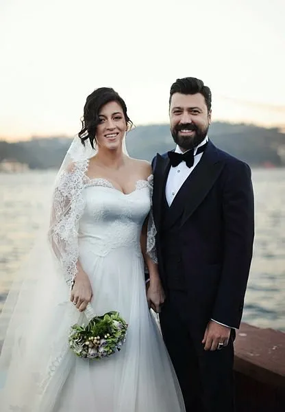 Bülent Emrah Parlak ve Burcu Gönder’in 5 yıllık evliliği bitti!