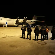 Son dakika: Deprem yardımları askeri kargo uçaklarıyla bölgeye gönderiliyor