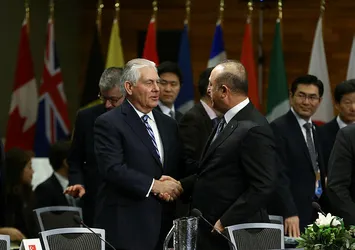 Çavuşoğlu'ndan Tillerson'a "Suriye" uyarısı