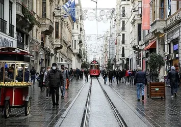 Koronavirüs salgınında yeni normal ne zaman? Uzmanlar tarih verdi