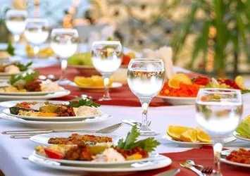 İftarda karpuz sahurda domates