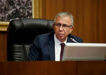 Ankara'da Mansur Yavaş binlerce kişiyi işten çıkarmaya hazırlanıyor