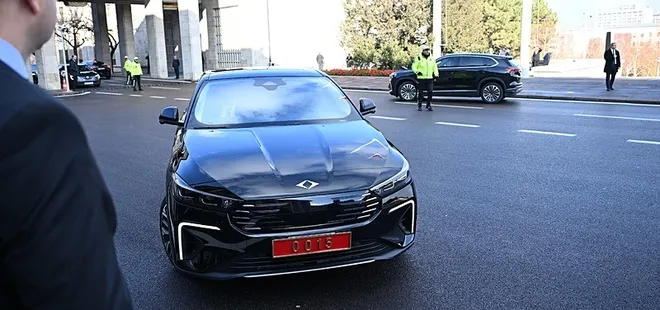 Togg T10F TBMM’nin otoparkında