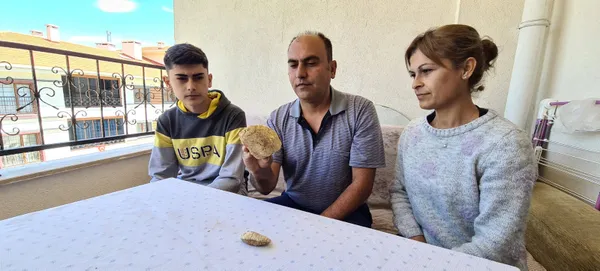 Doğa gezisine gitti 45 milyon yıllık fosil buldu - 1