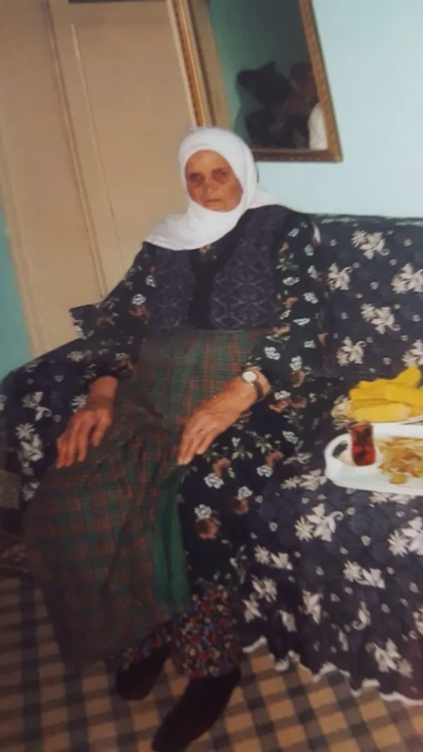 Dedikodularını yaptığı için babaannelerini öldürdükleri iddiası - 1