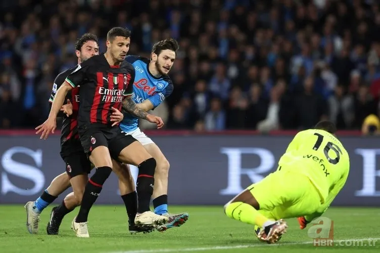 Fenerbahçe transferde gaz kesmiyor! Edin Dzeko yıldız isim için devreye girdi 12