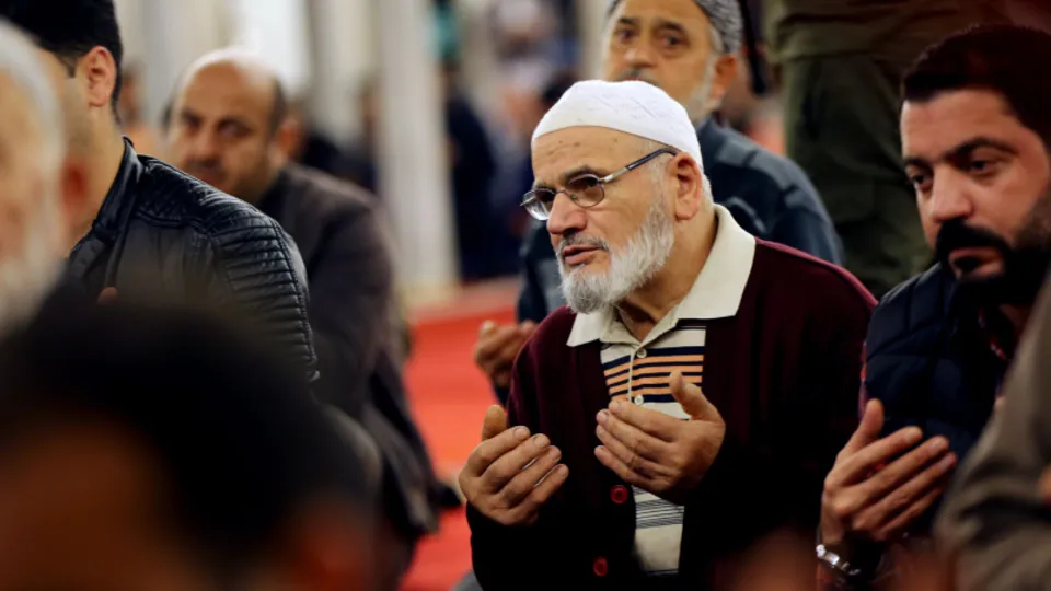 Camilerde Barış Pınarı Harekatı için Fetih Suresi okundu
