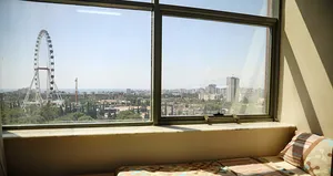 Otel konforunda deniz manzaralı yurt